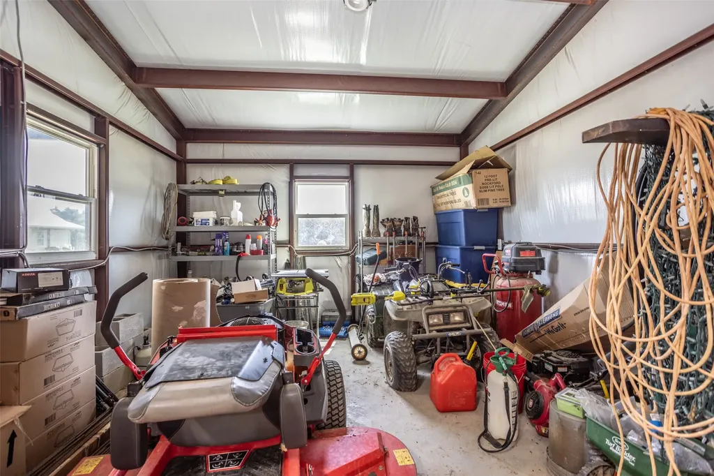 405 County Road 156 Whitesboro TX 76273