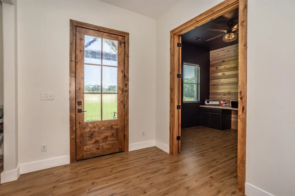 405 County Road 156 Whitesboro TX 76273
