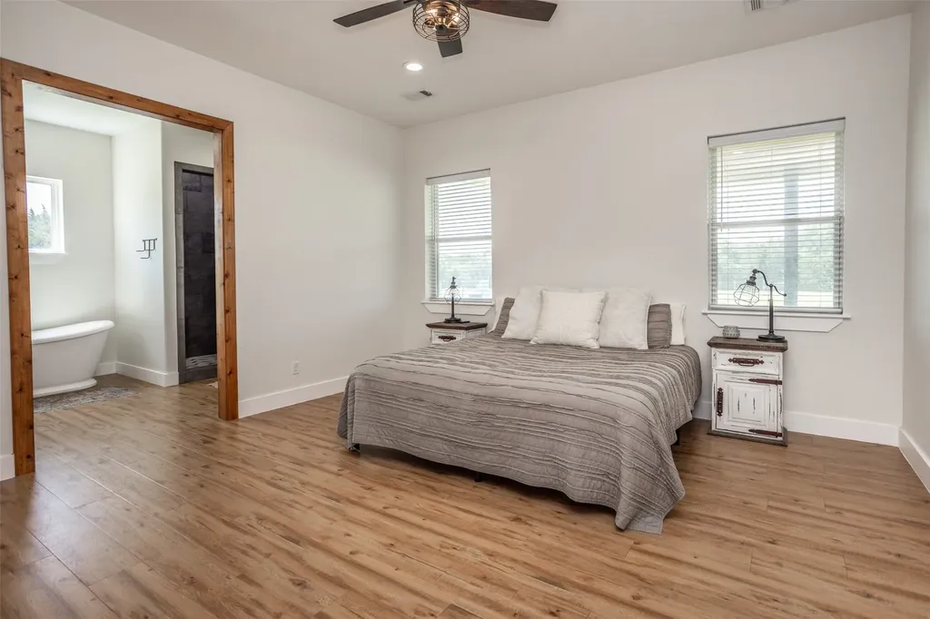 405 County Road 156 Whitesboro TX 76273