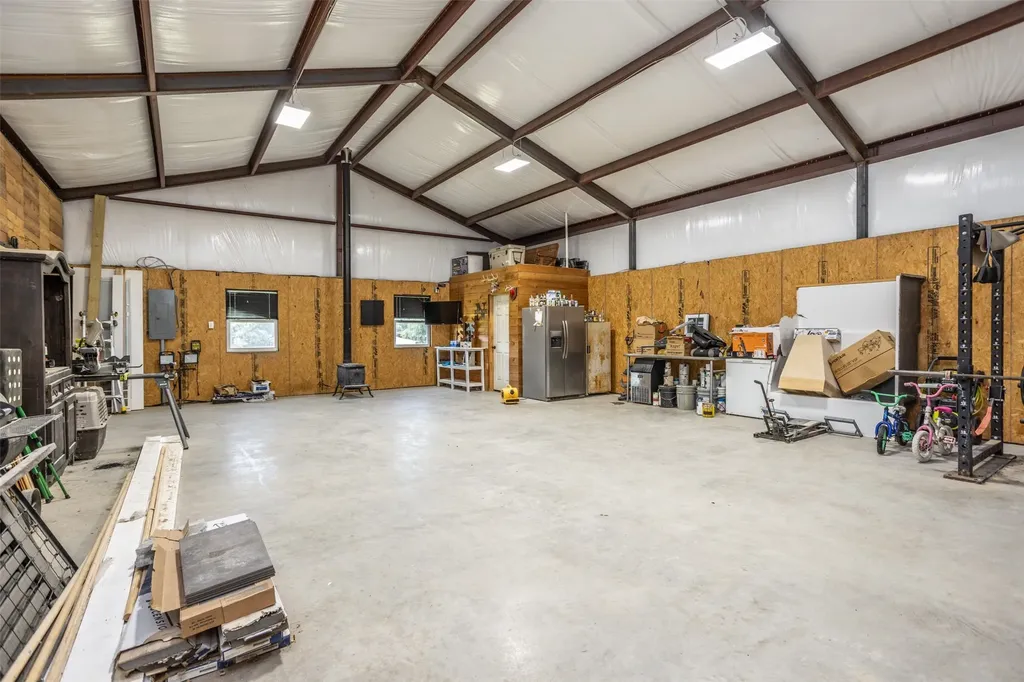 405 County Road 156 Whitesboro TX 76273