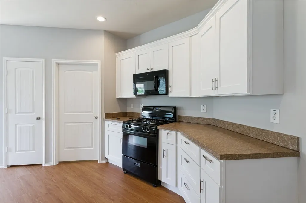 9128 Greene Drive Providence Village TX 76227