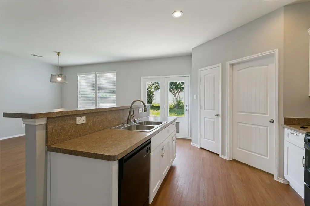 9128 Greene Drive Providence Village TX 76227