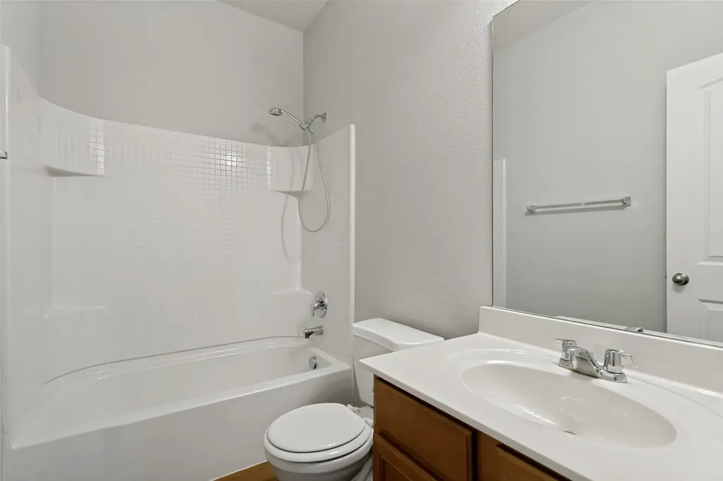 9128 Greene Drive Providence Village TX 76227