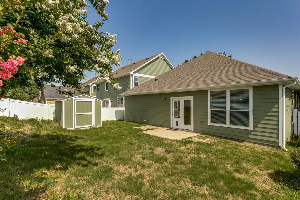 9128 Greene Drive Providence Village TX 76227