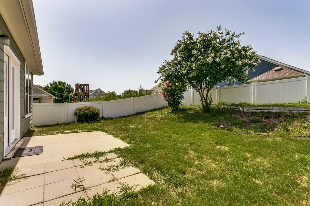 9128 Greene Drive Providence Village TX 76227