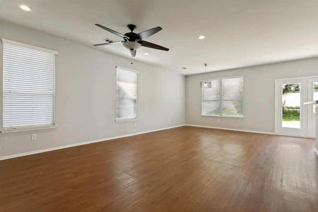 9128 Greene Drive Providence Village TX 76227