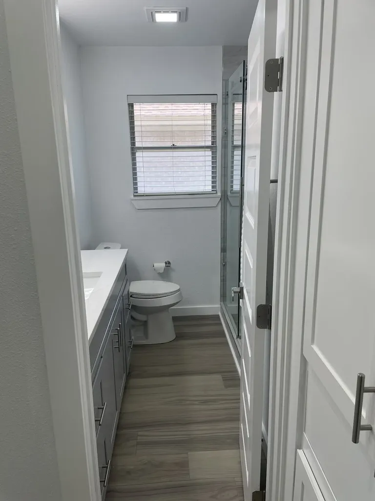 9107 Lindaro Lane Dallas TX 75228