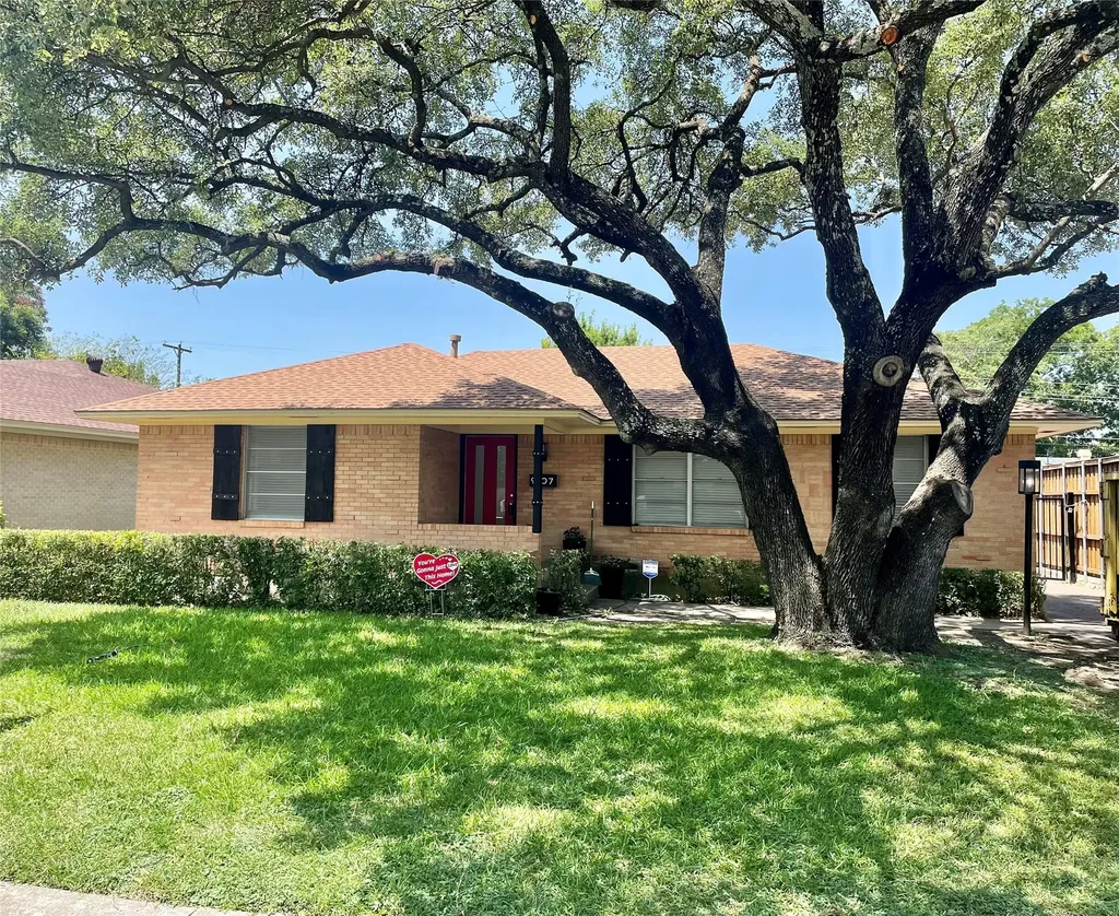 9107 Lindaro Lane Dallas TX 75228