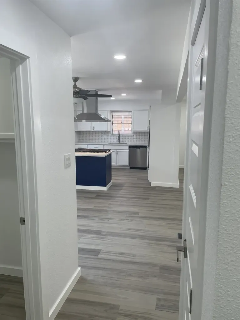 9107 Lindaro Lane Dallas TX 75228