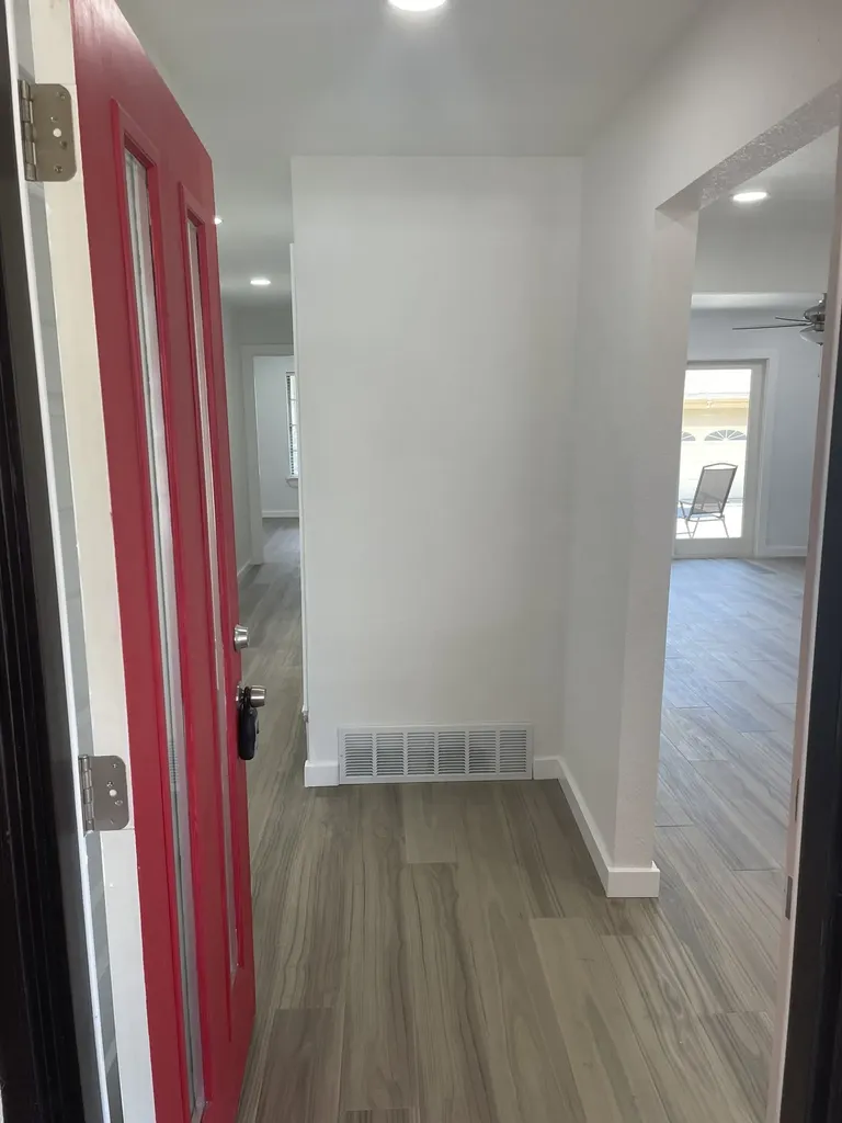 9107 Lindaro Lane Dallas TX 75228