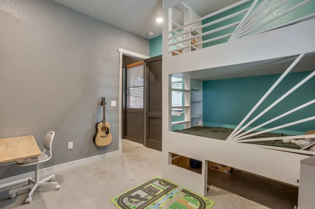 816 Alan Drive Burleson TX 76028