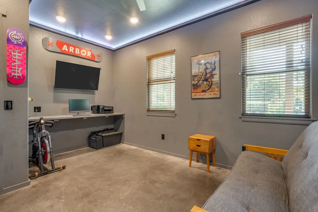 816 Alan Drive Burleson TX 76028