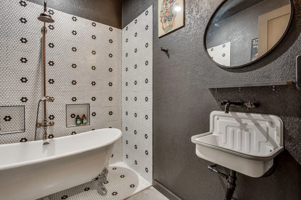 816 Alan Drive Burleson TX 76028
