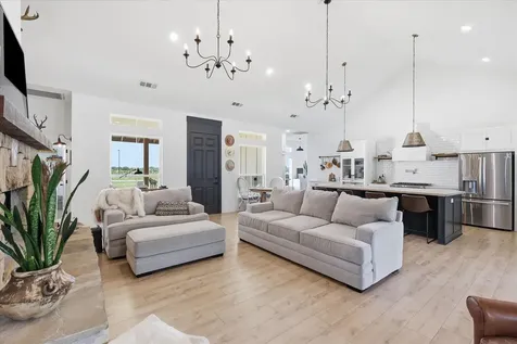 596 County Road 4668 Rhome TX 76078