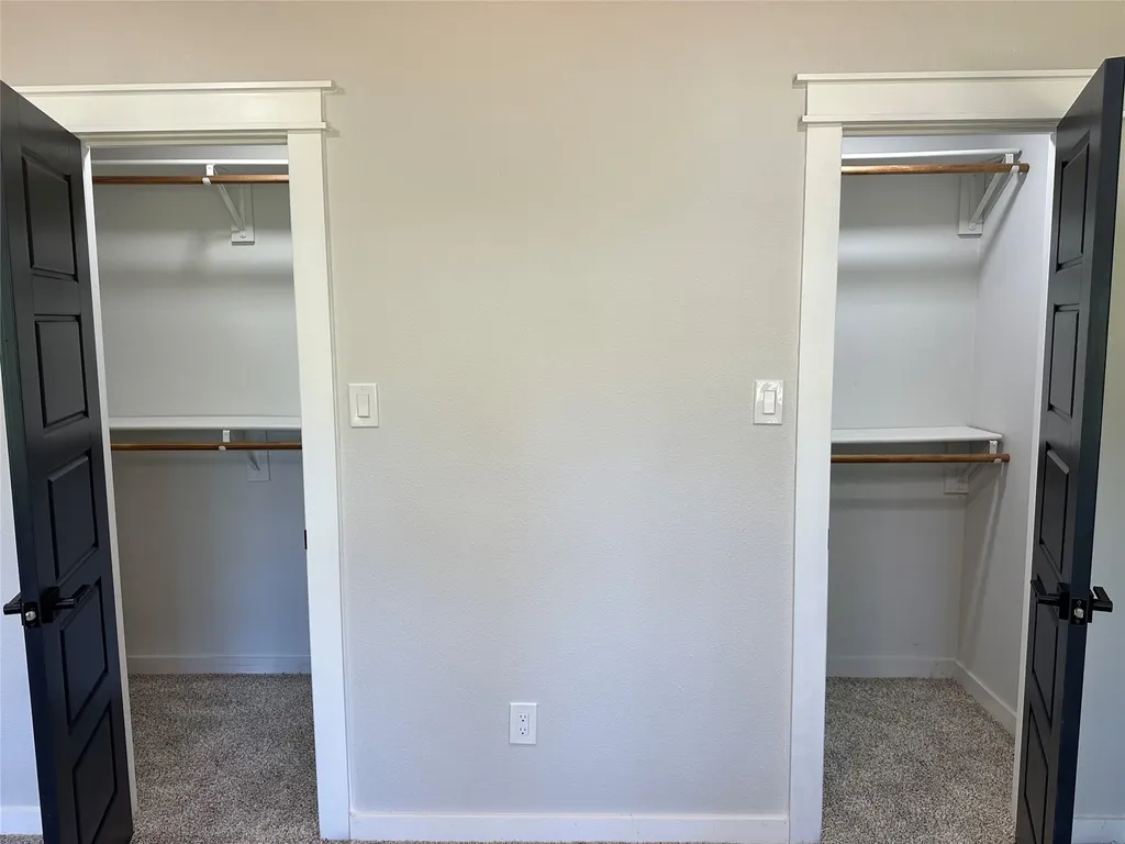 149 Parkwood Avenue Arlington TX 76013