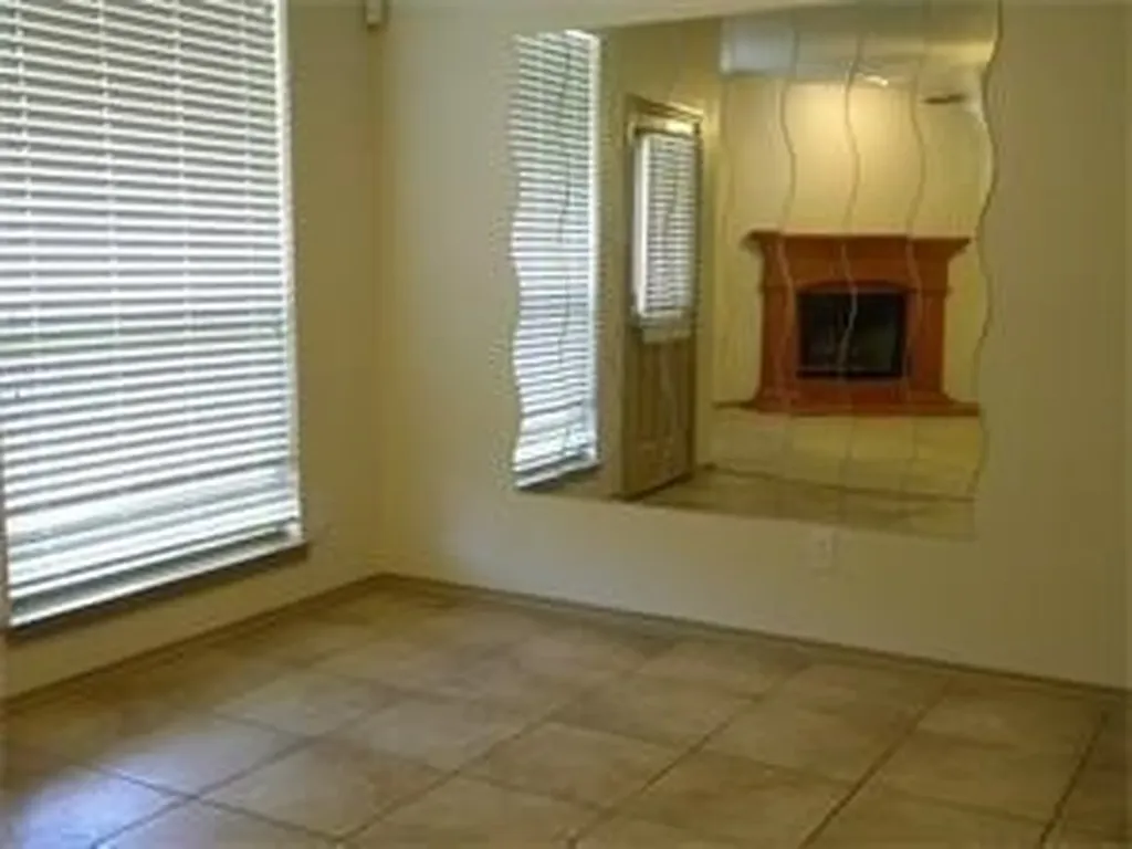 2505 Priscella Drive Fort Worth TX 76131