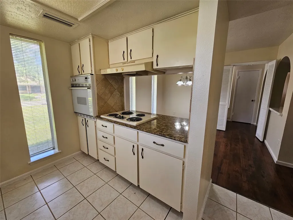1302 Berkeley Drive Richardson TX 75081