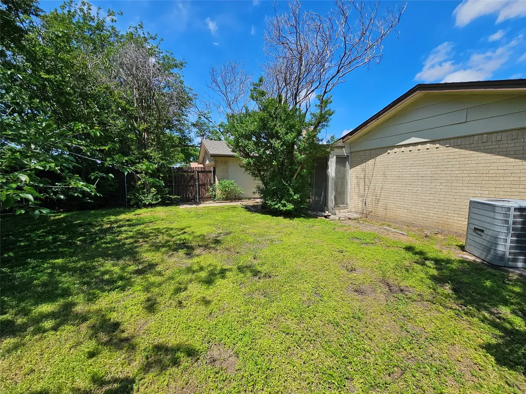 1302 Berkeley Drive Richardson TX 75081
