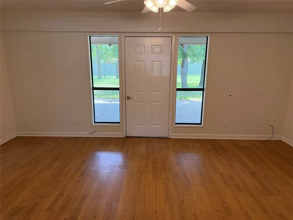 504 Austin Drive Mineral Wells TX 76067
