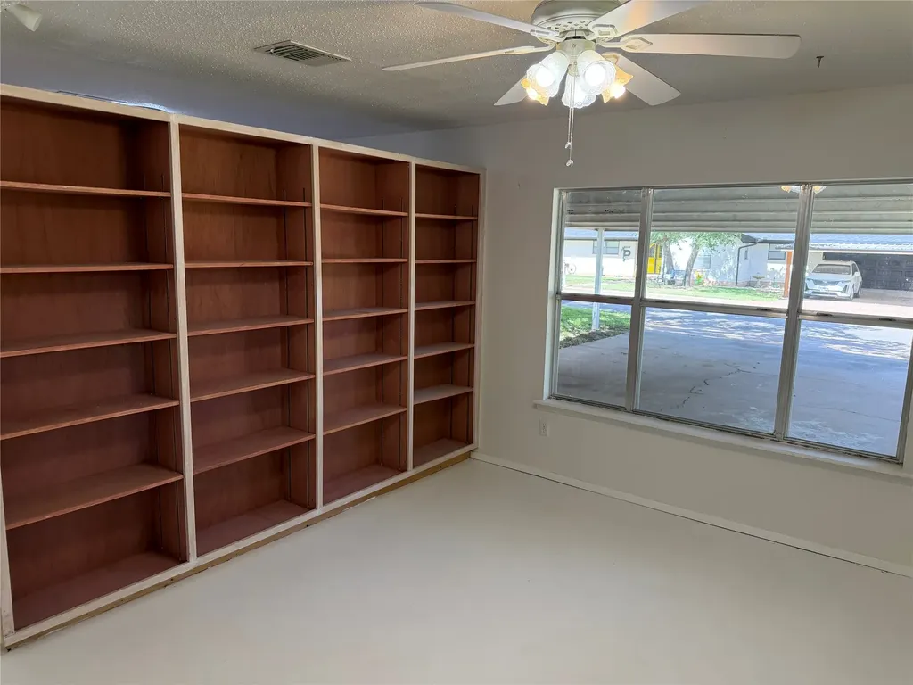 504 Austin Drive Mineral Wells TX 76067
