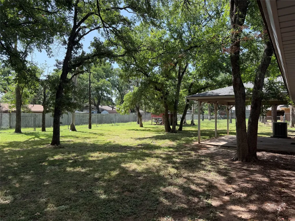 504 Austin Drive Mineral Wells TX 76067