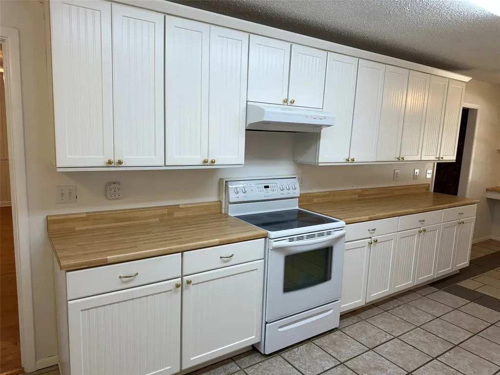 504 Austin Drive Mineral Wells TX 76067