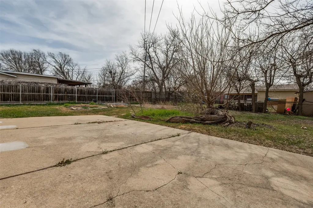 800 E Tucker Boulevard Arlington TX 76010