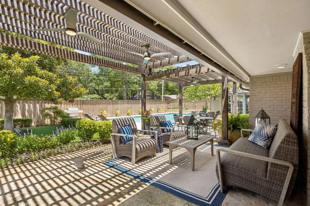 6829 Midcrest Drive Dallas TX 75254