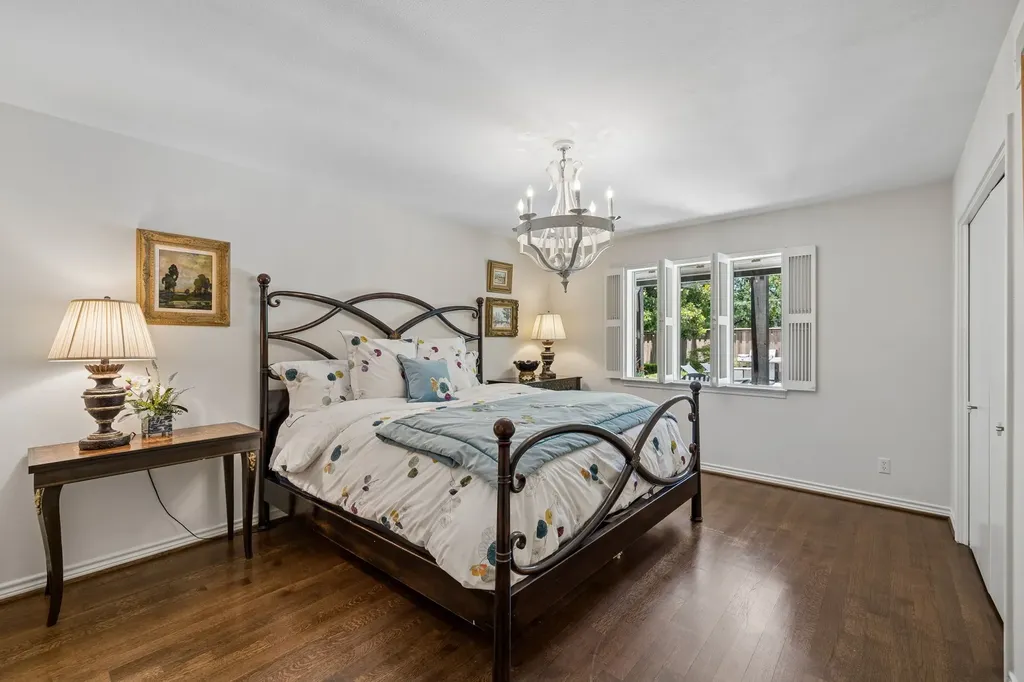 6829 Midcrest Drive Dallas TX 75254