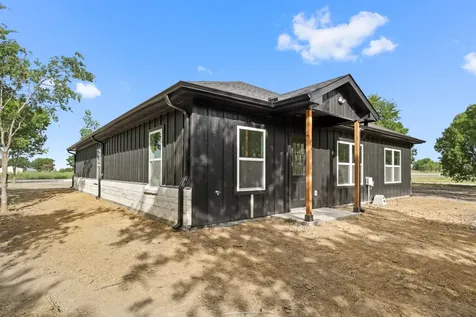 153 SW County Road 3020 Purdon TX 76679