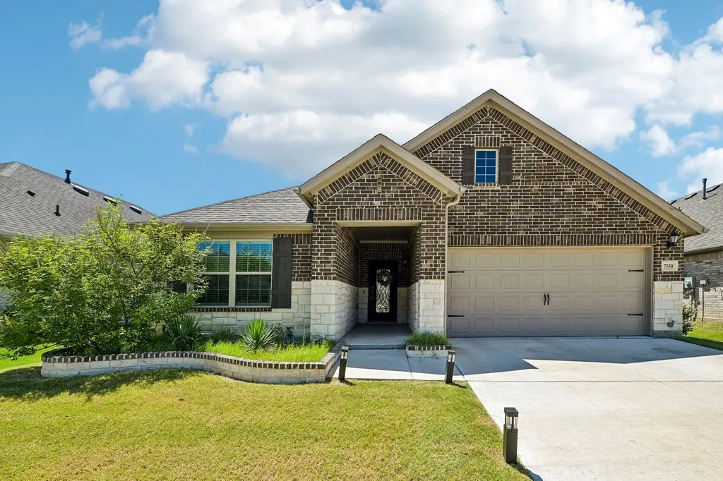 7550 Wild Mint Trail Venus TX 76084