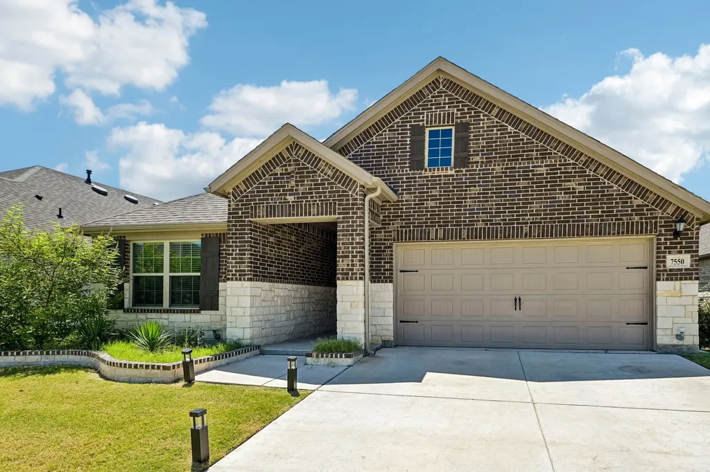 7550 Wild Mint Trail Venus TX 76084