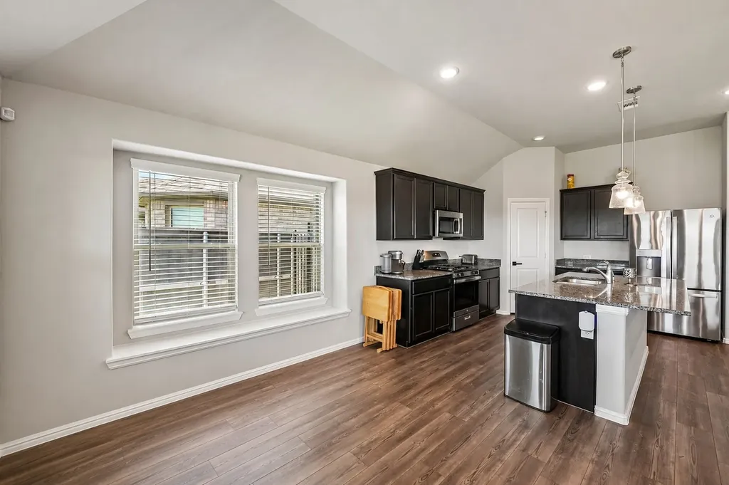 7550 Wild Mint Trail Venus TX 76084