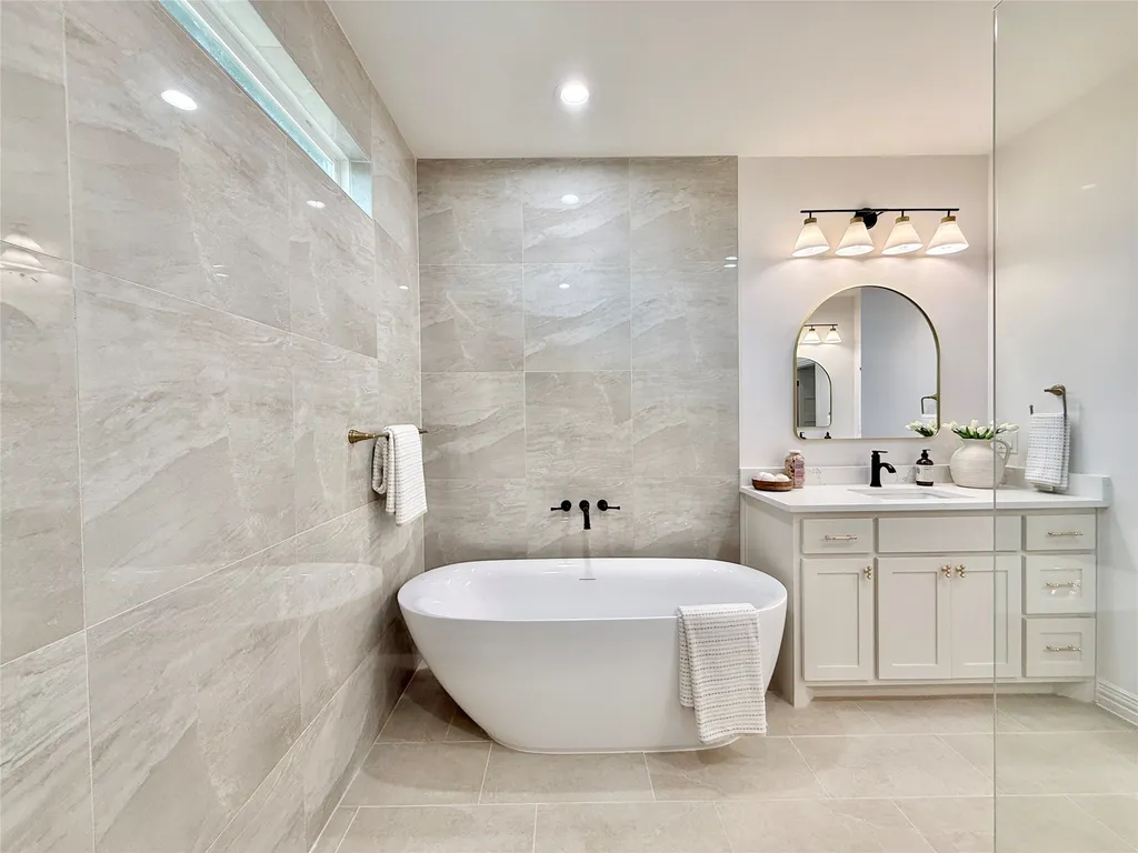 275 Christine's Way Bluff Dale TX 76433