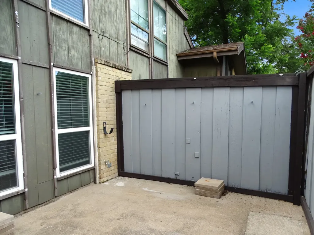 4628 Country Creek Drive Dallas TX 75236