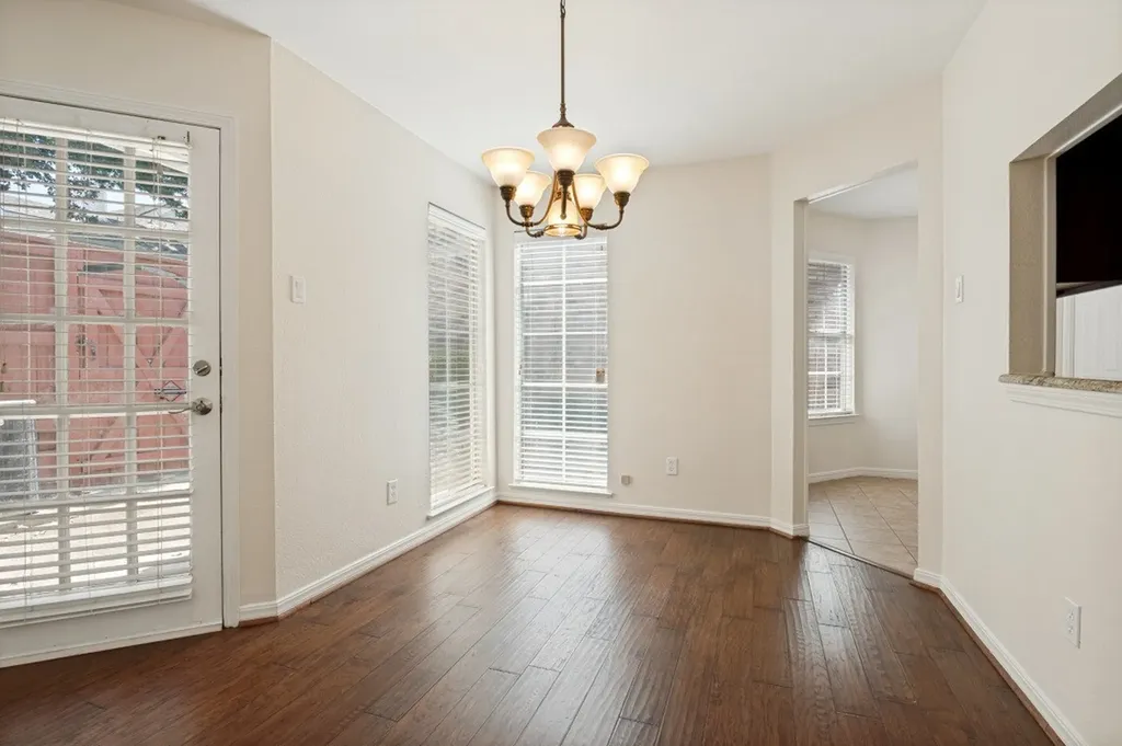 18131 Whispering Gables Lane Dallas TX 75287
