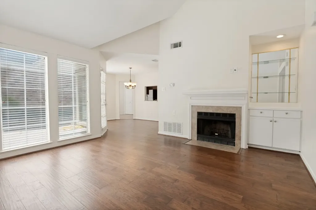 18131 Whispering Gables Lane Dallas TX 75287