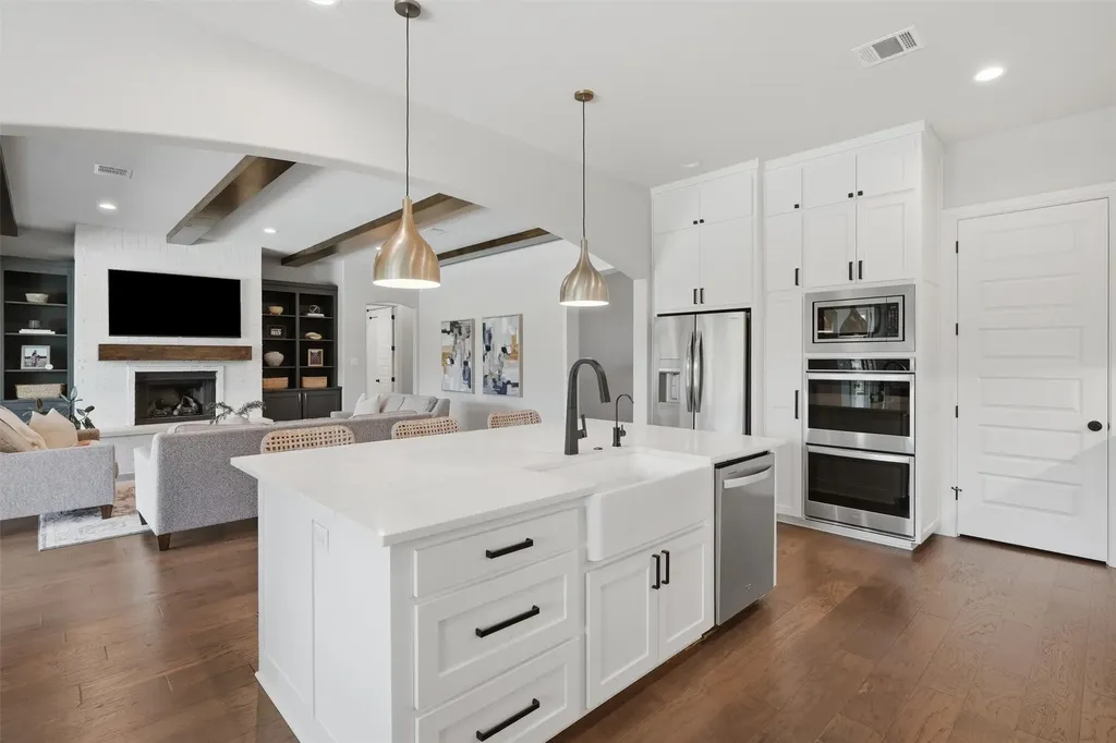 6305 Ursa Way Godley TX 76044