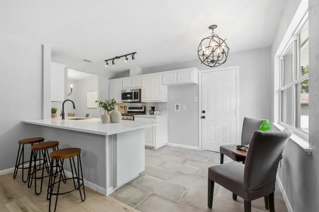 3543 Cloverdale Lane Farmers Branch TX 75234