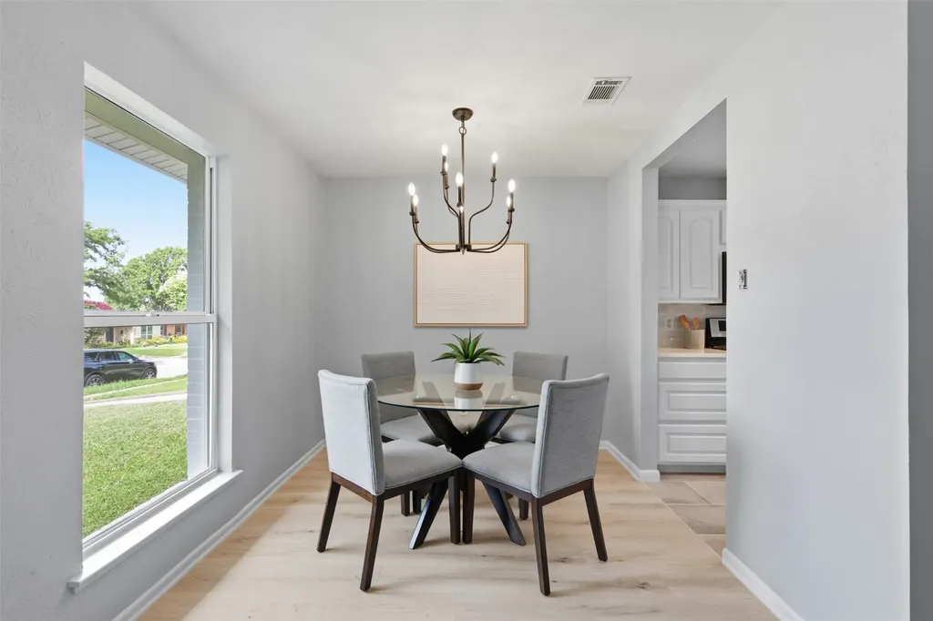 3543 Cloverdale Lane Farmers Branch TX 75234