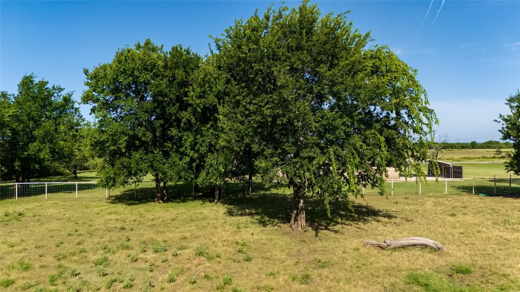 6388 Fm 2071 Gainesville TX 76240