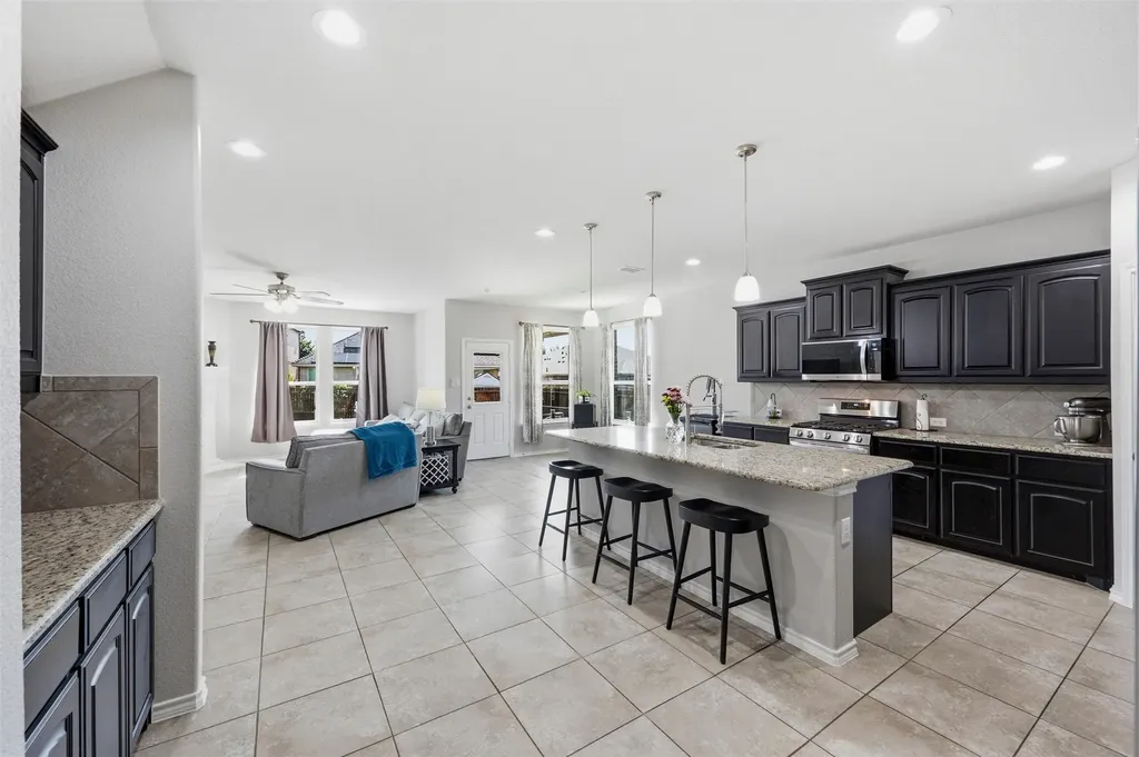15752 Mirasol Drive Fort Worth TX 76177