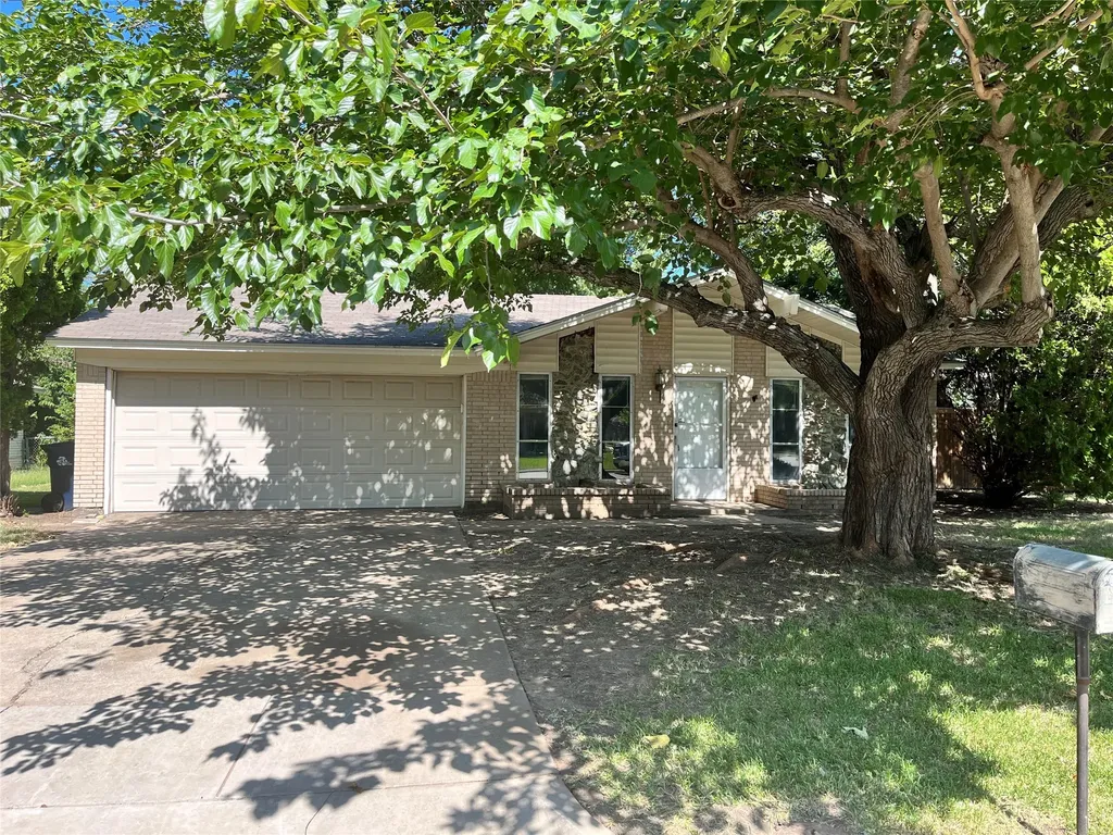 3312 Valley View Road Denton TX 76209