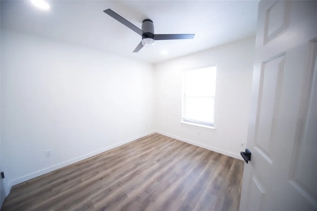 3233 S University Drive Fort Worth TX 76109