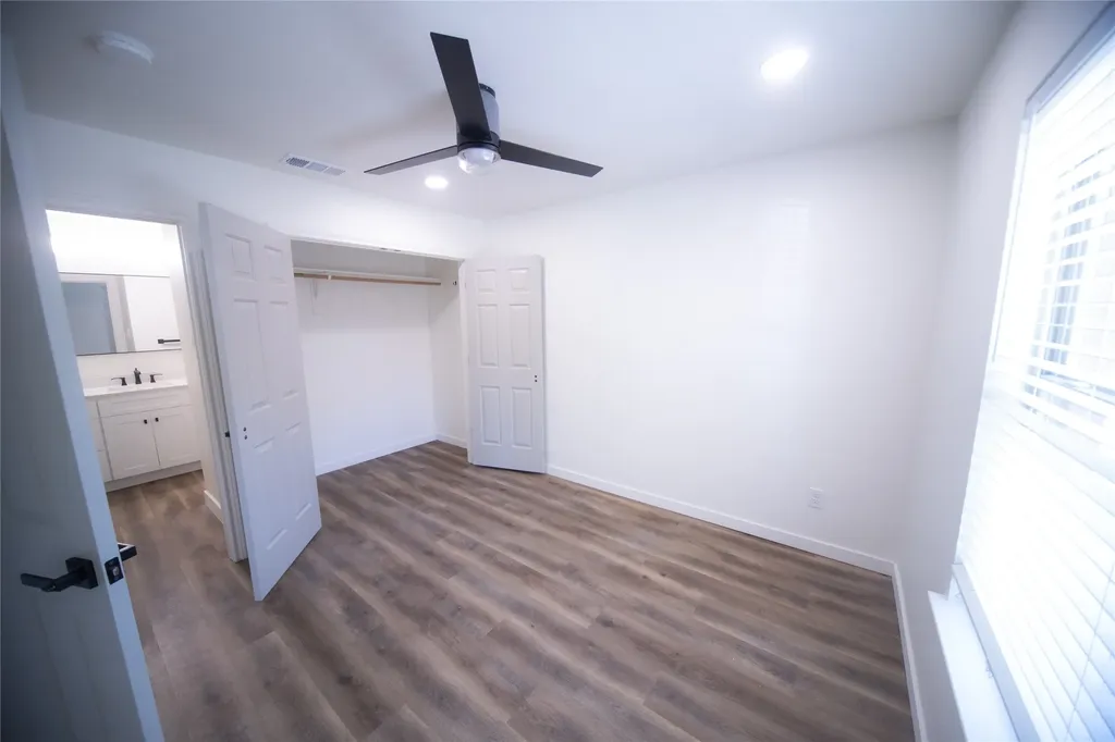 3233 S University Drive Fort Worth TX 76109
