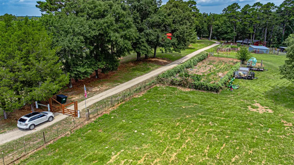 10927 Fm 1615 Athens TX 75752