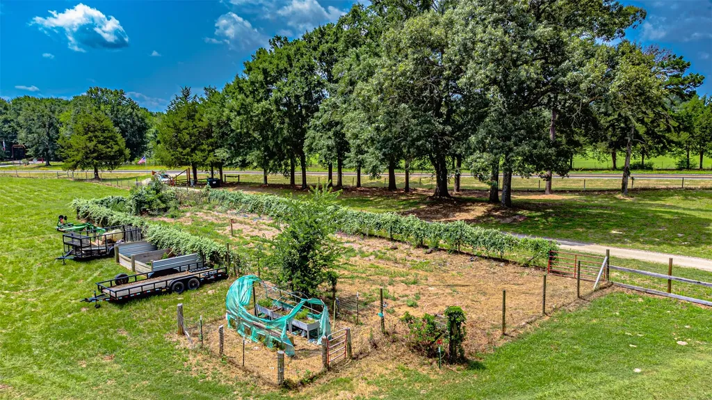 10927 Fm 1615 Athens TX 75752