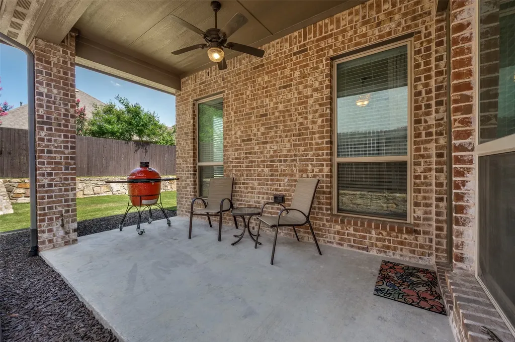 2708 Woodpoint Road Lewisville TX 75067
