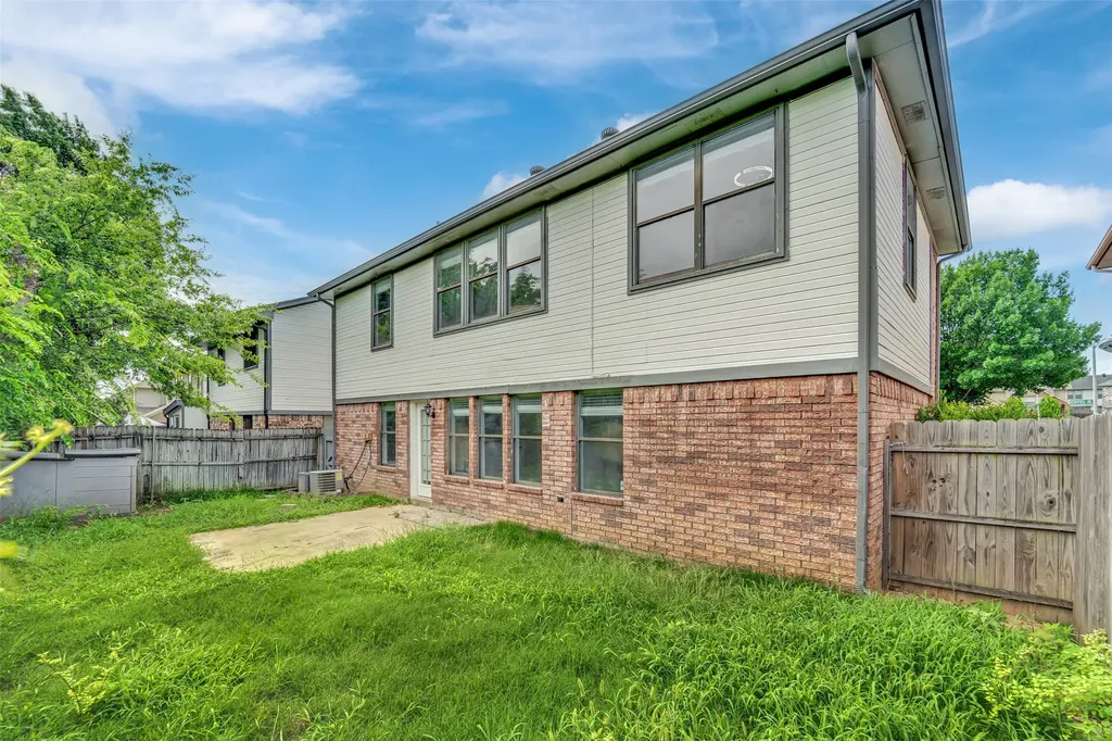 789 Eiffel Drive Plano TX 75023