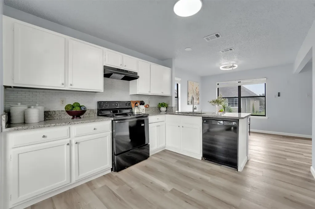 789 Eiffel Drive Plano TX 75023